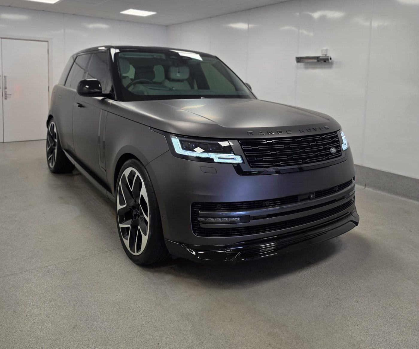Range Rover — Satin PPF, Cardiff