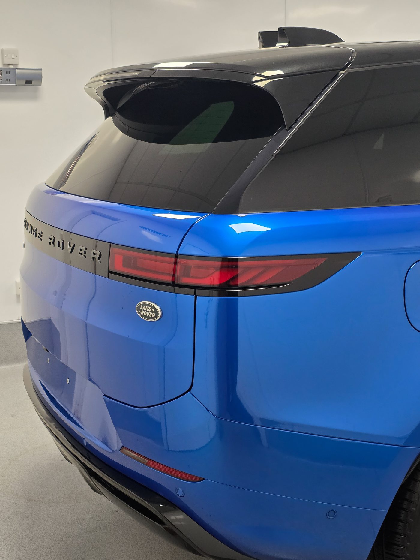 Range Rover Sport full wrap candy blue, Cardiff